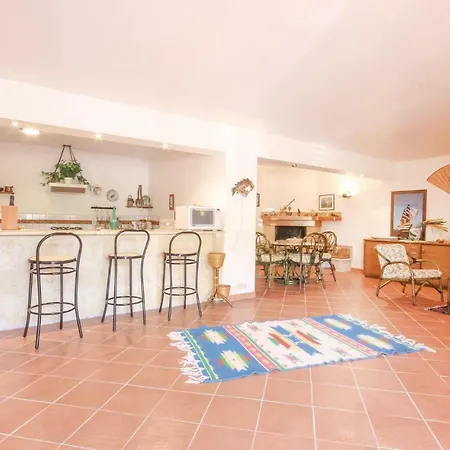 Holiday home Rita Mandra Capreria
